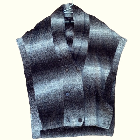 BCBGMaxAzria Oversized Cape/Poncho/Wrap Wool Blend Sweater in Brown Ash - medium - Picture 9 of 16